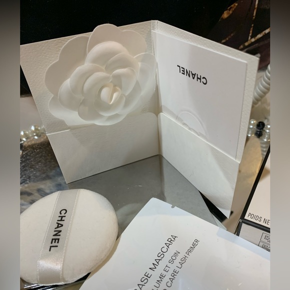 Surprise!🤩Chanel cosmetics sack and CHANEL framed advertising handmade +goodies - Picture 9 of 16